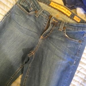 Women's jeans